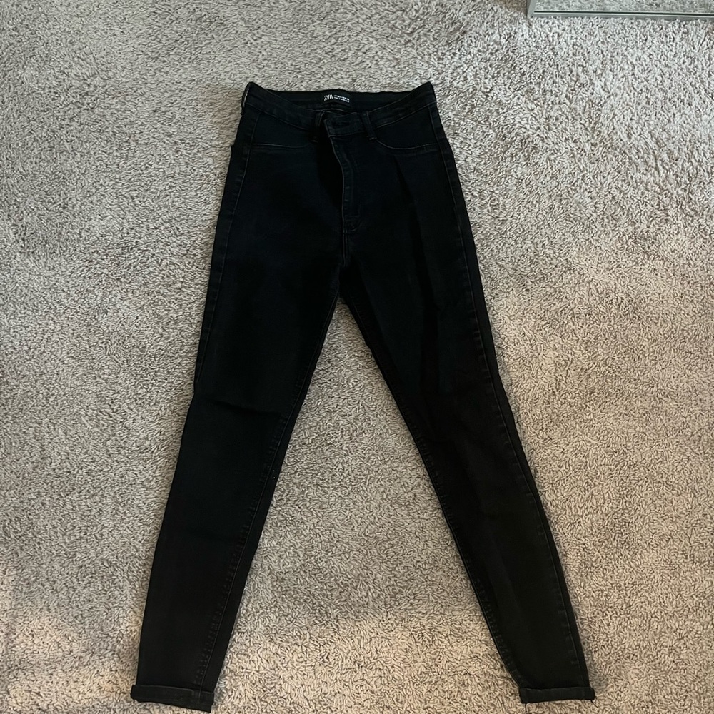 Black Zara skinny jeans